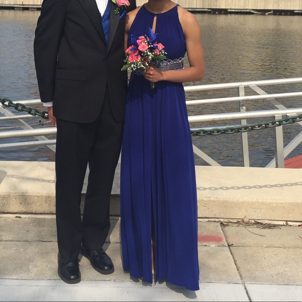Blue dress